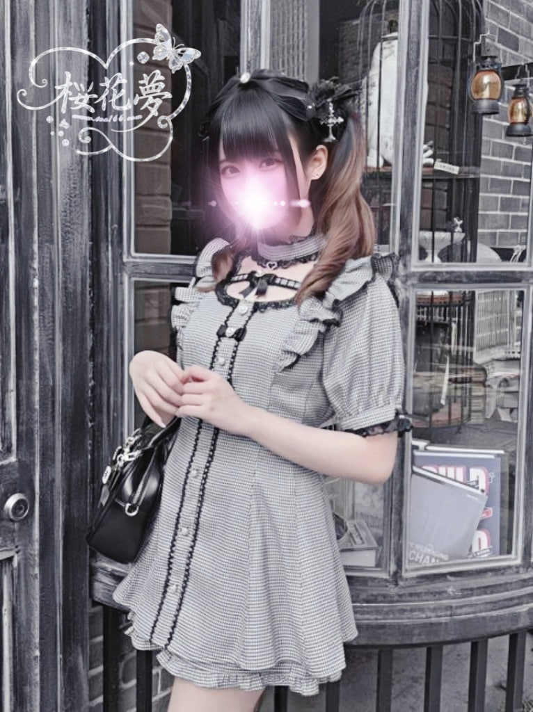 image-20 りおん (莉音)Age 20 / T152 B84 (C) W56 H83